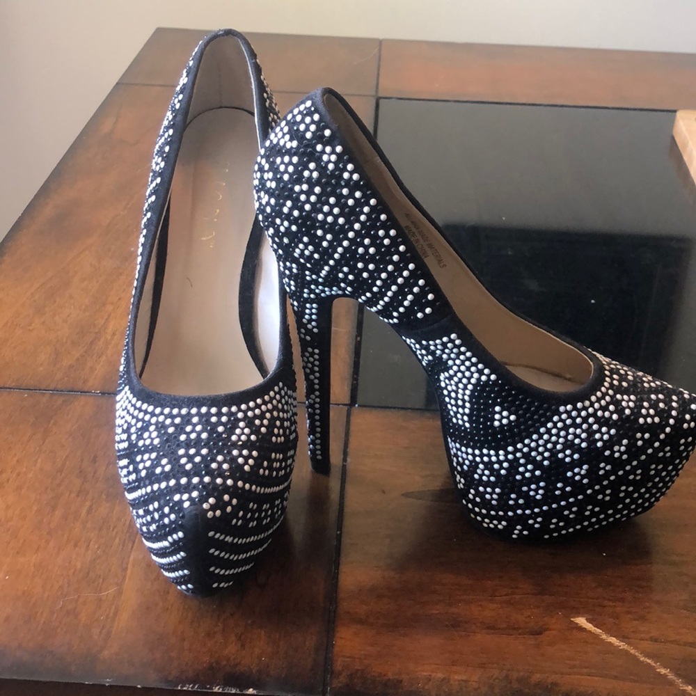 Beautiful black and white beaded stilettos